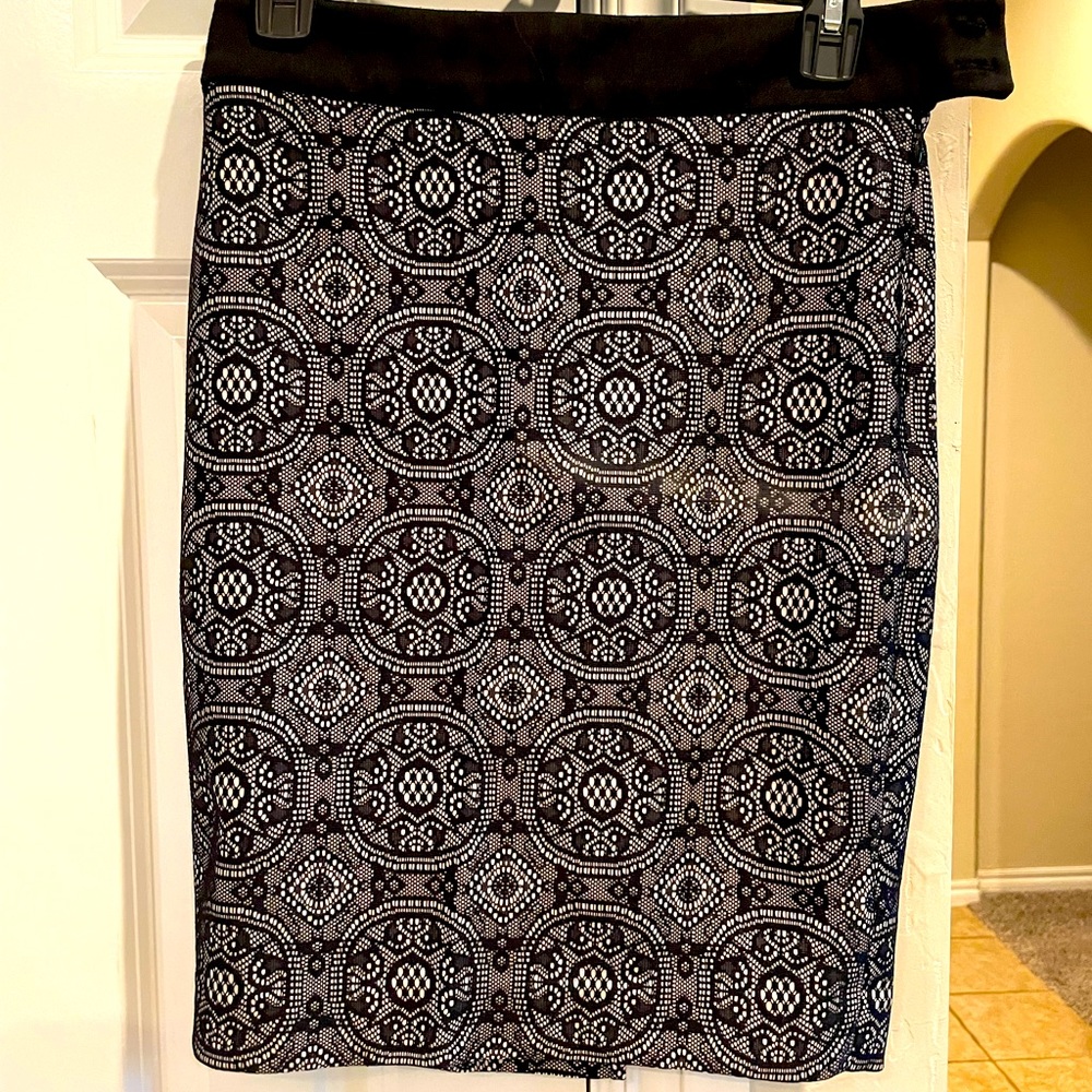 Black lace Limited skirt